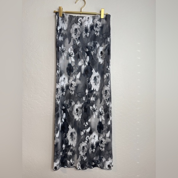 TOPSHOT Print Plisse’ Midi Shirt - Picture 4 of 7